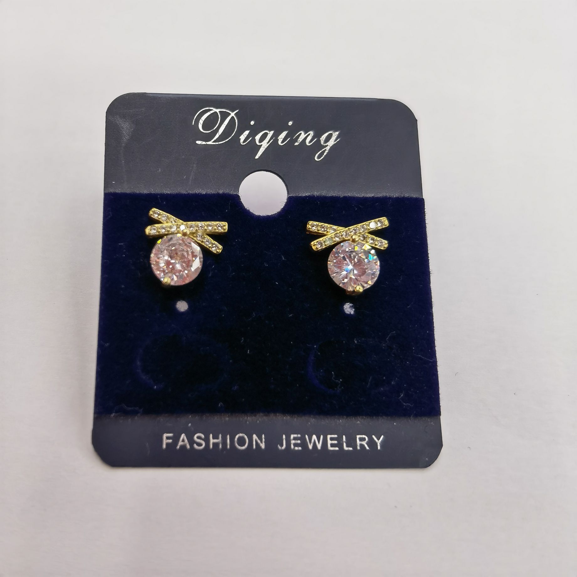 925 silver needle earrings pure copper inset white zircon fashion Korean version 13744 Application Scenario