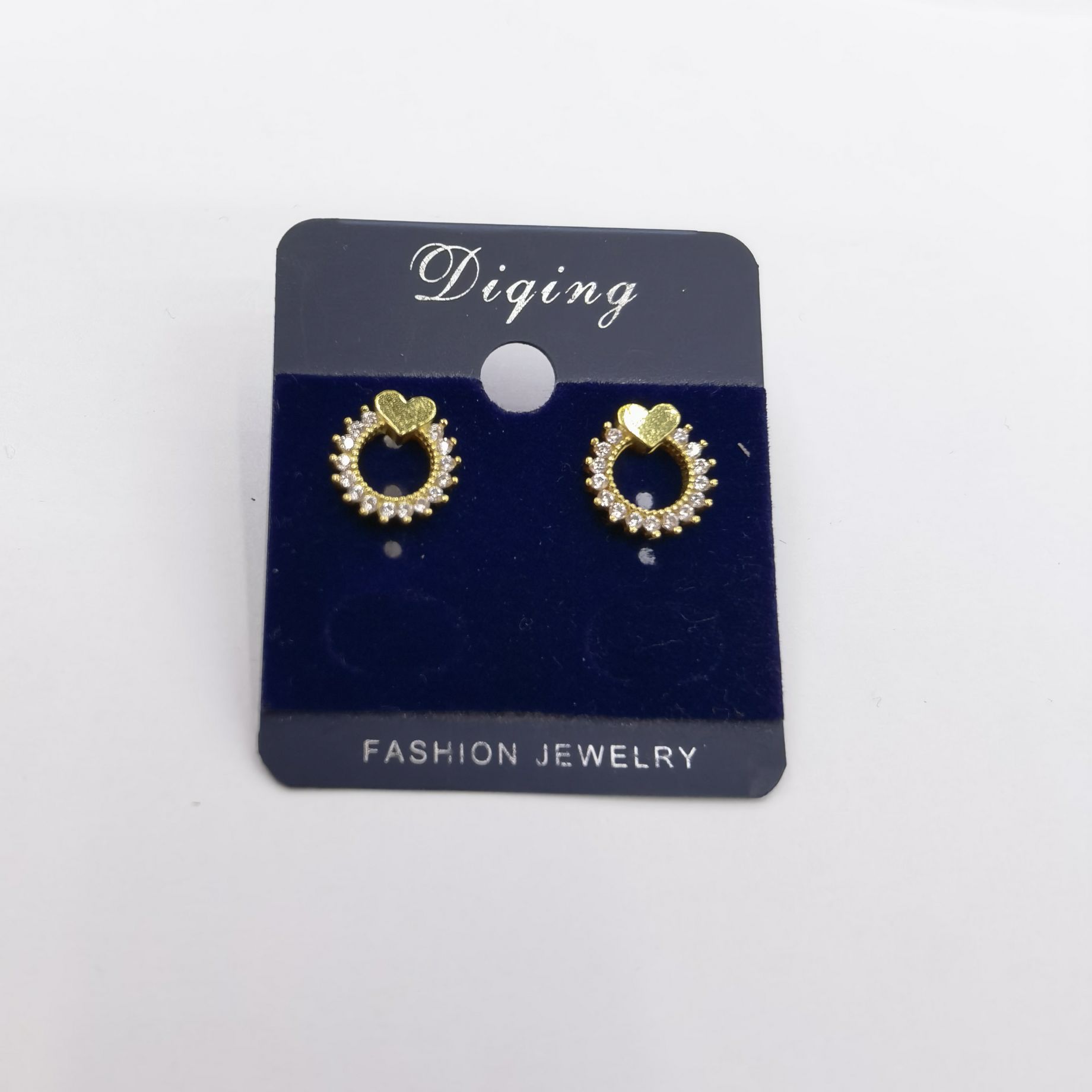 925 silver needle earrings pure copper inlaid with white zircon fashion Korean version 13579 Application Scenario