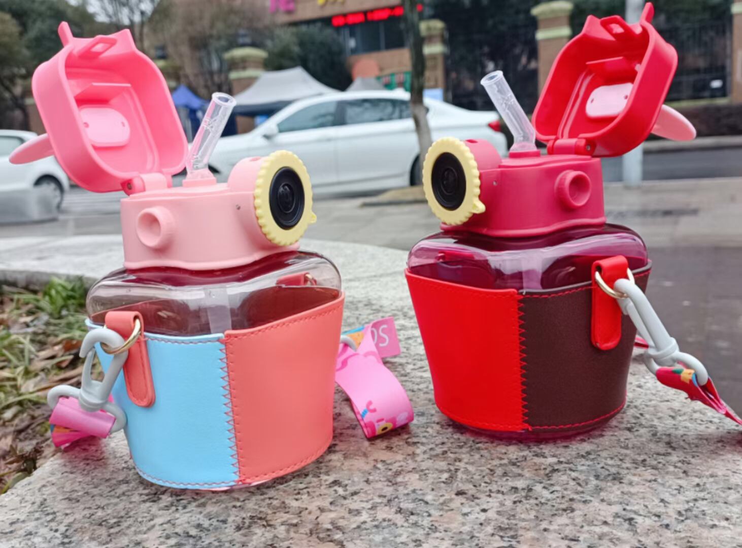 New manufacturers direct camera cup with Yan Youliao == square camera cup [love] imported TRitan material, 700ML large capacity Application Scenario