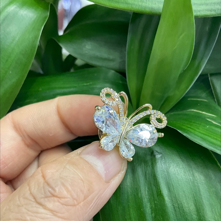 Delicate micro-inset Zircon Super Flash Butterfly anti-slip Small brooch High-end shirt V-neck Coat accessories Corsage neckline pins secure clothing full figure
