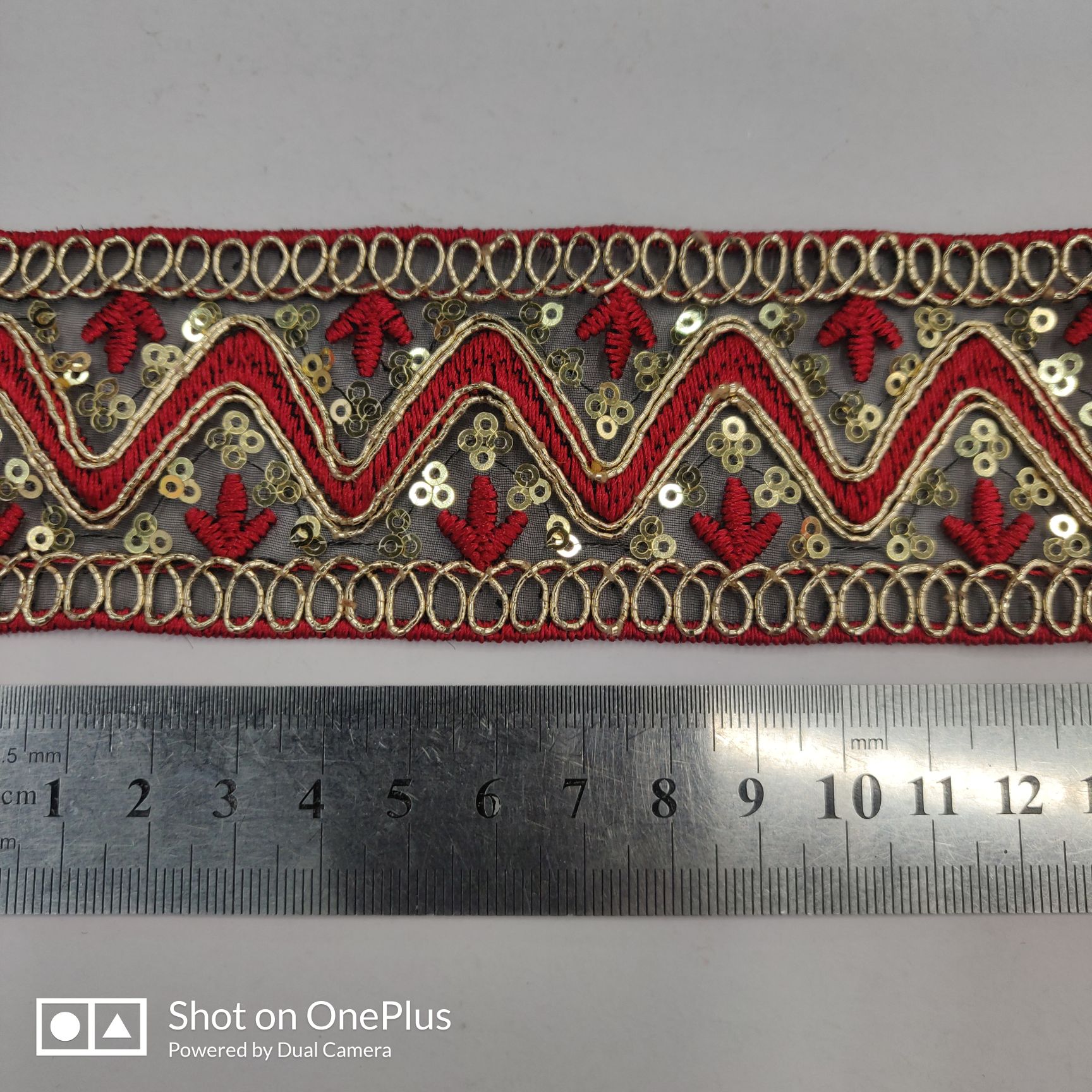 Undulating Carbone Embroidery 3-In-1 Lace details Picture