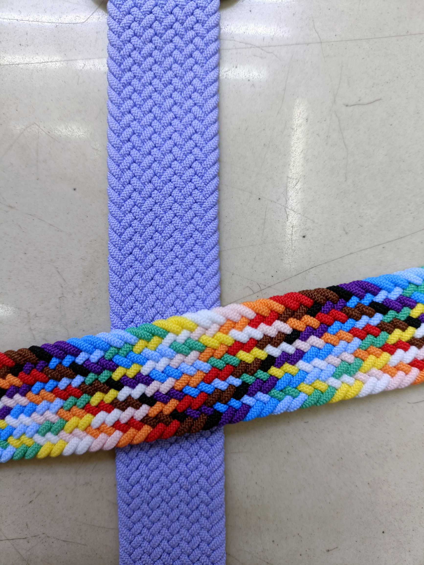 Single loop woven watch band