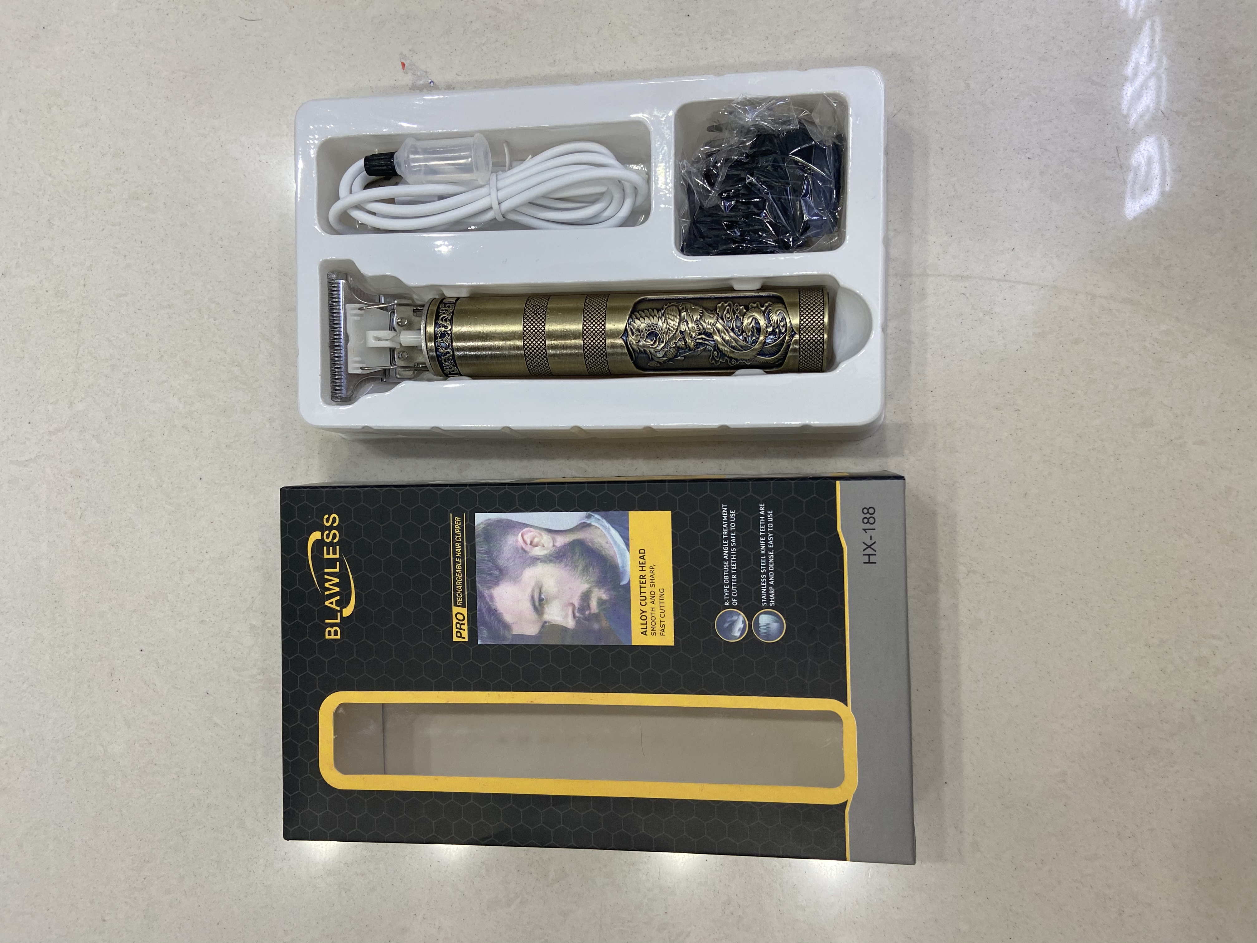 H05 haircut device