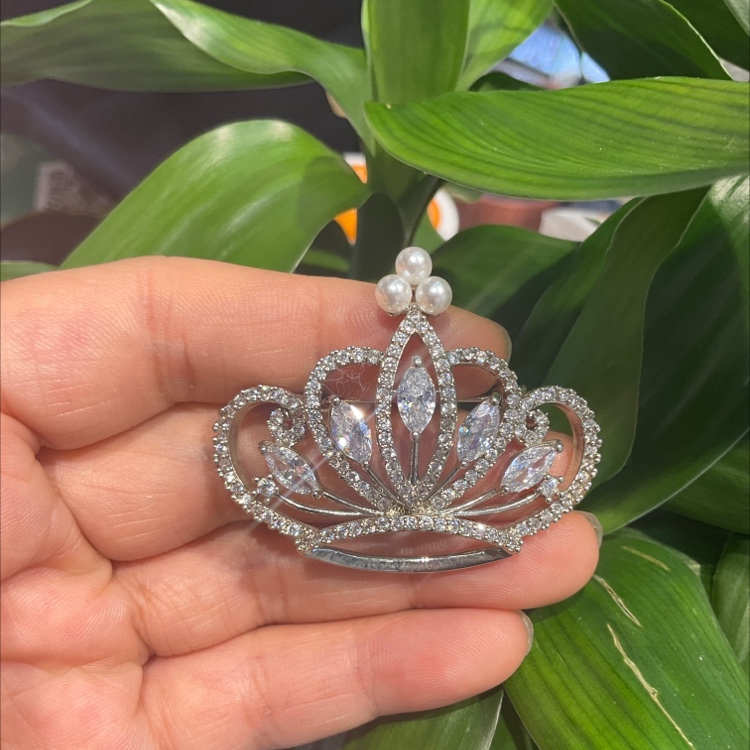 Super flash micro-inset Zircon corsage Fashion Crown Brooch Fashion temperament suit accessories for men and women
