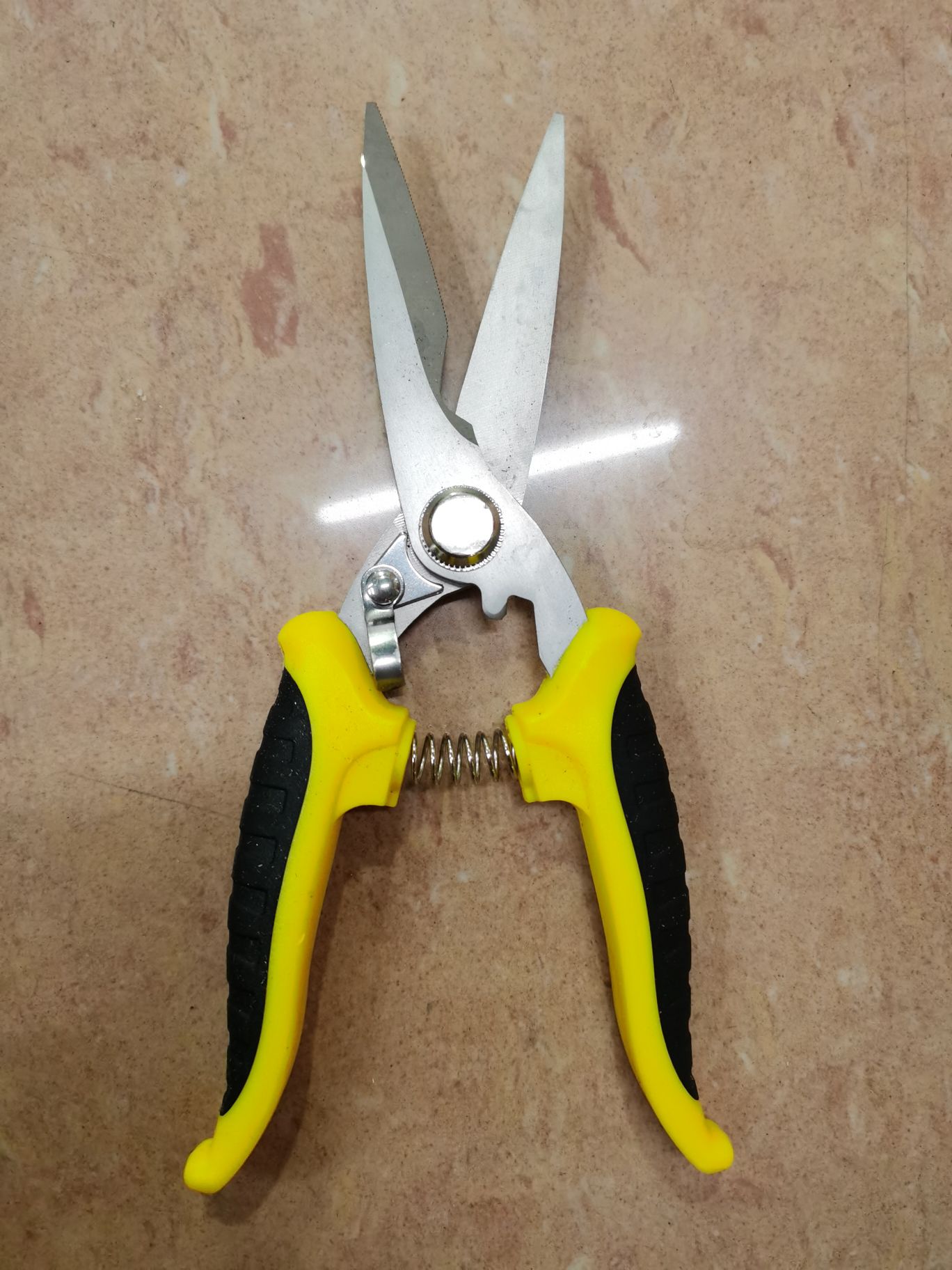 Electronic Flower Clippers, Scissors, Hardware Tools 2022 Application Scenario