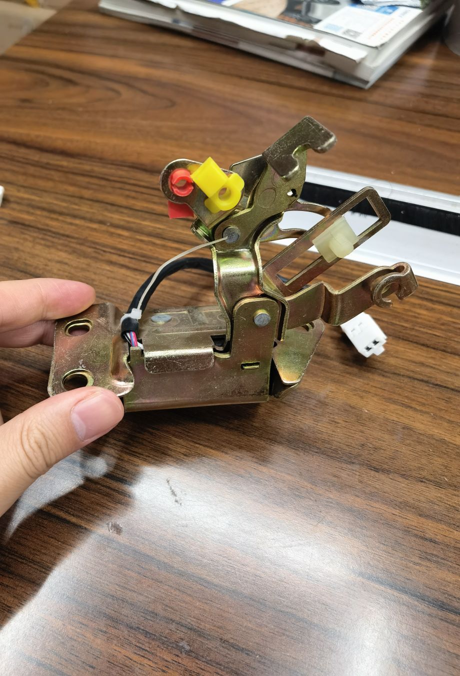 Corolla Lock Body