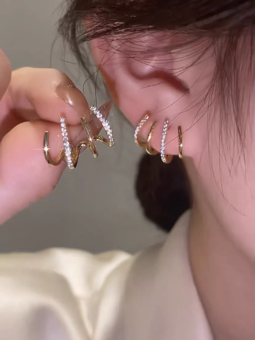 Fashion four claw ear row earrings niche design sense network red ear anti-allergy silver earrings 2022 new fashion women -066 good beautiful jewelry thumbnail