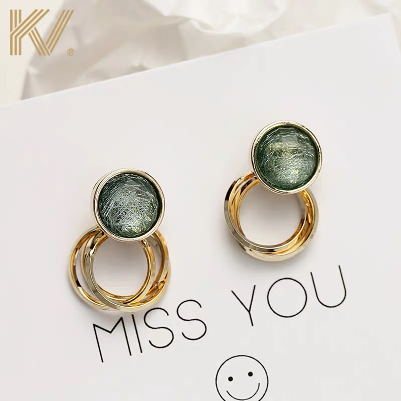 Vintage earrings 2021 new style style sterling silver earrings Europe and the United States high-grade ear clip without piercing earrings female -064 good beautiful accessories thumbnail