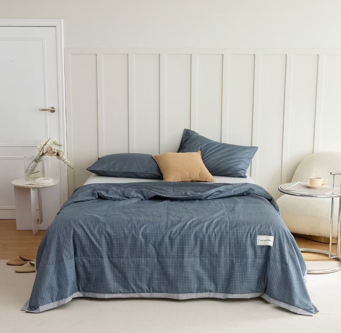 Bedding Antibacterial Silk Check Wash Summer Quilt With Air Conditioning details Picture