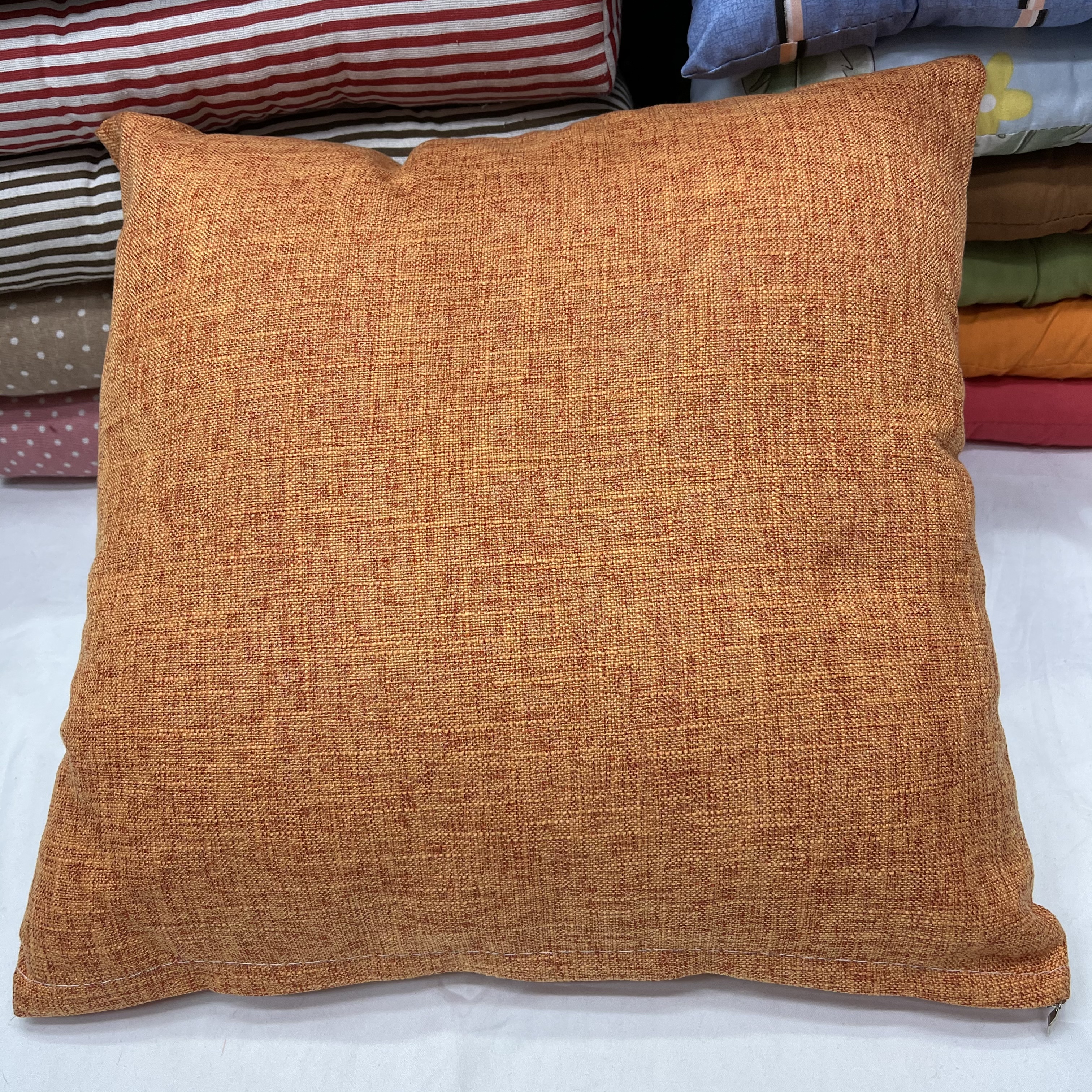 New Explosive Manufacturers Direct Sales 45Cm Solid Color Hemp Home Sofa Pillow Pillow Bed Window Cushion Car Office Pillow Pillow With Core Application Scenario