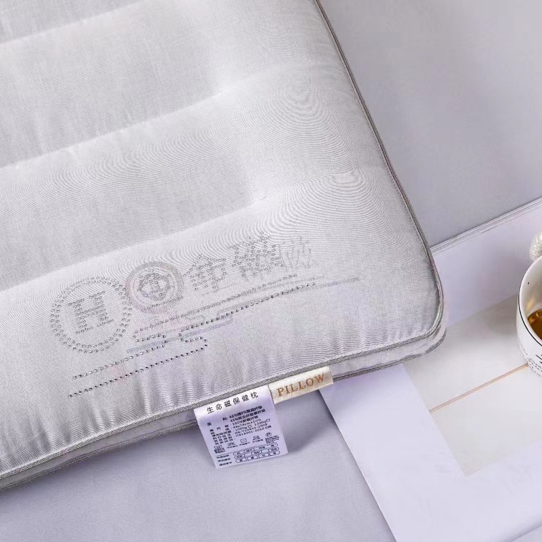 Life Magnetic Health Pillow