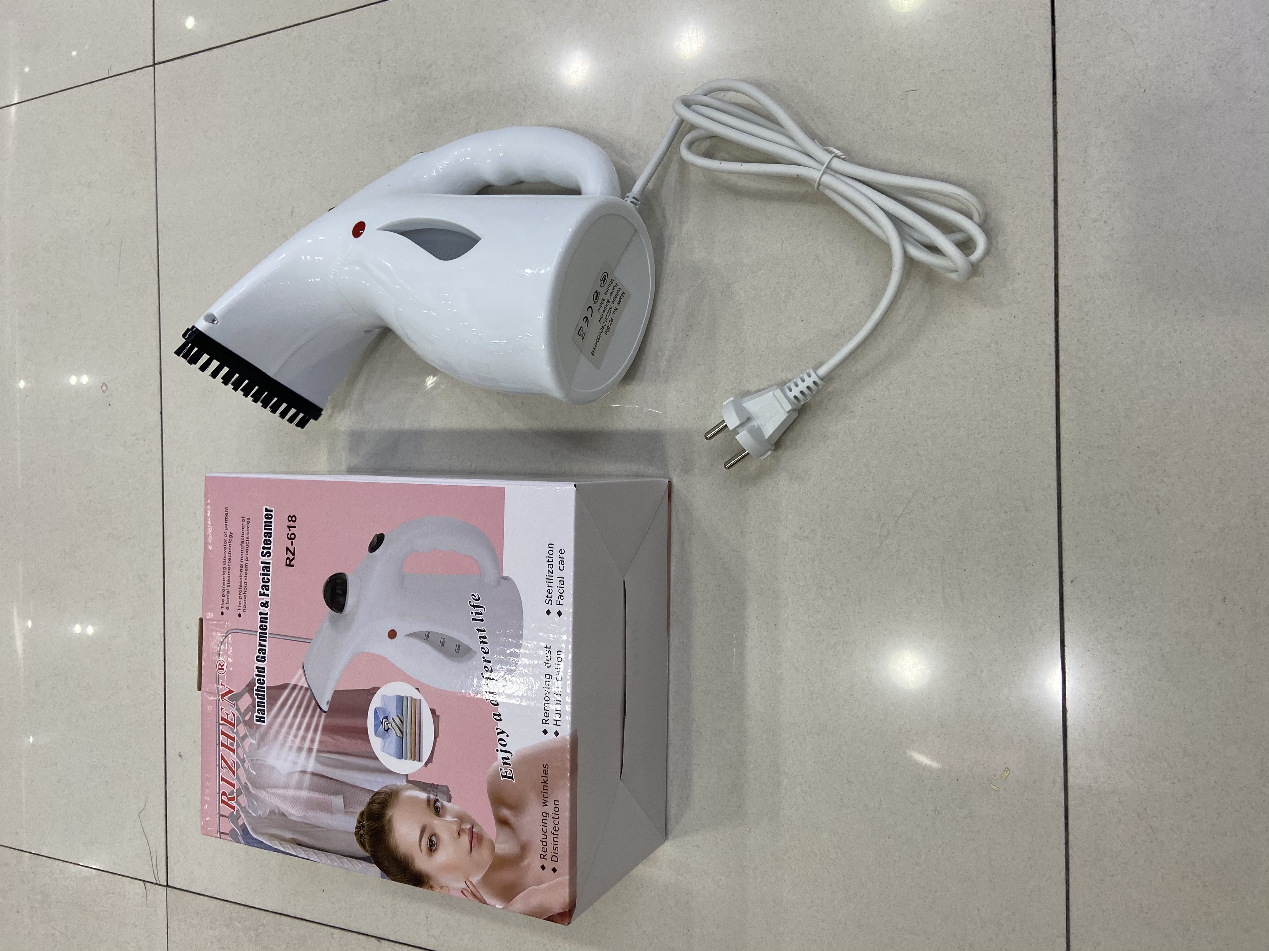 Steam face ironing machine