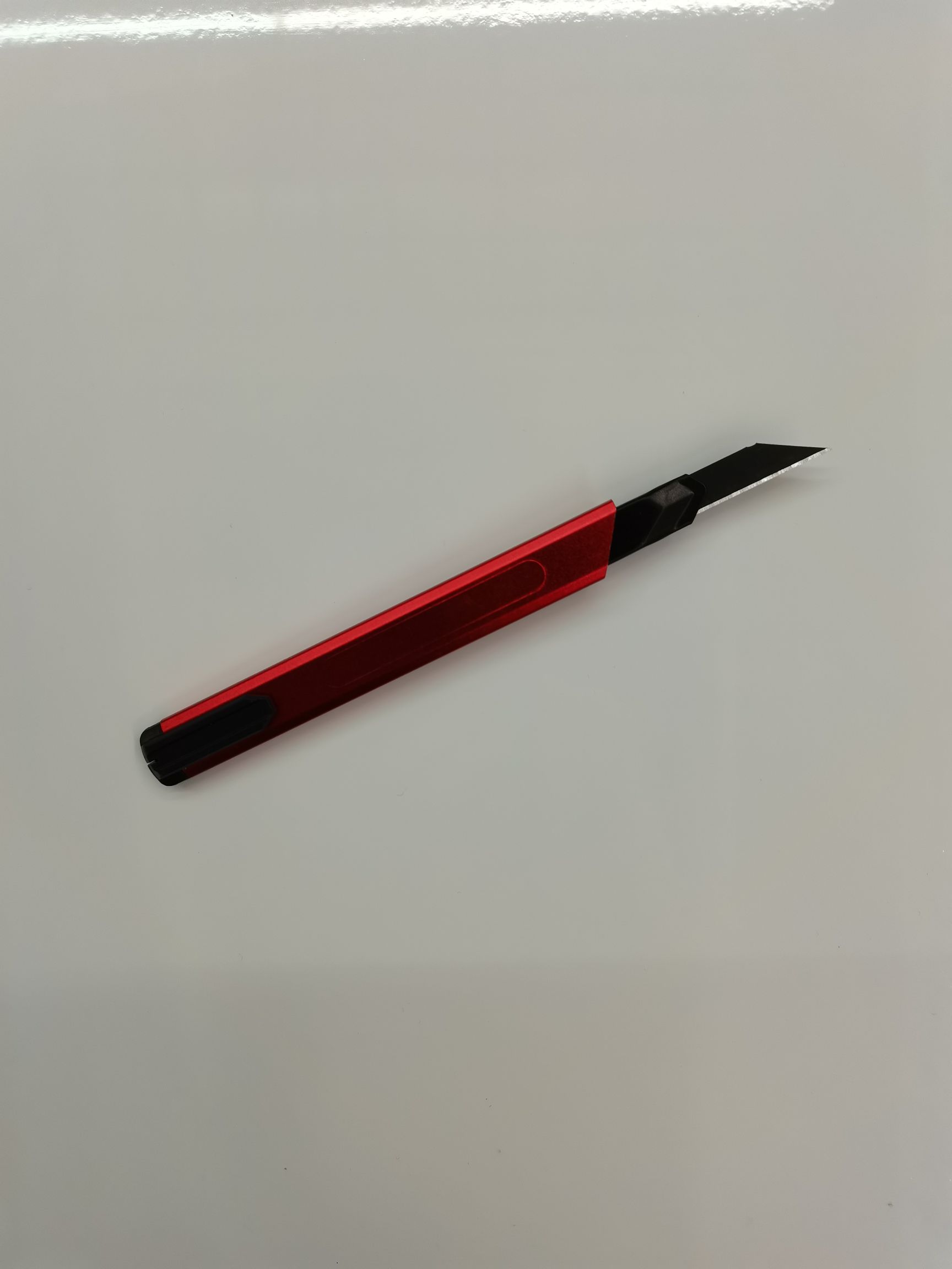 Scissors, scissors, office, educational, art knives, woodworking knives, wallpaper knives, hardware knives, hardware tools, knives, scissors Application Scenario