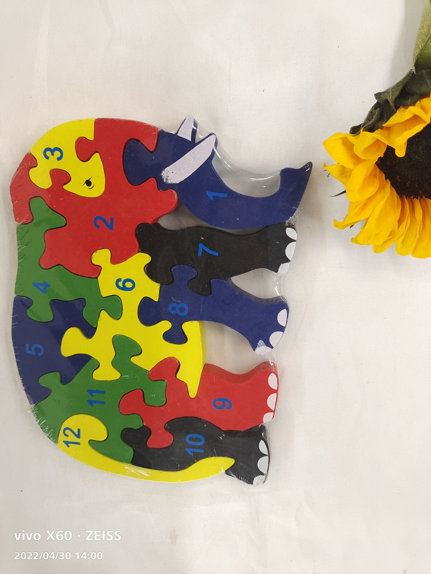 Wooden three-dimensional jigsaw puzzle early education and intelligence teaching AIDS Item Picture