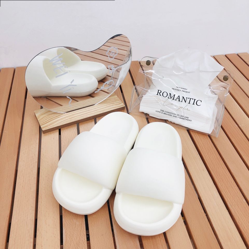 Step On The Shit Sense Of Bread Slippers Female Summer Wear Thick Soles Non-Slip Bath Home Room In The Korean Version Of Leisure Couple Male Application Scenario