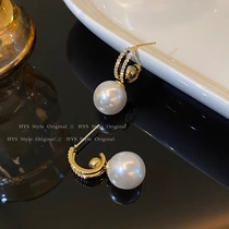Fashion light luxury pearl earrings niche design a multi-wear high-grade sense net red earrings