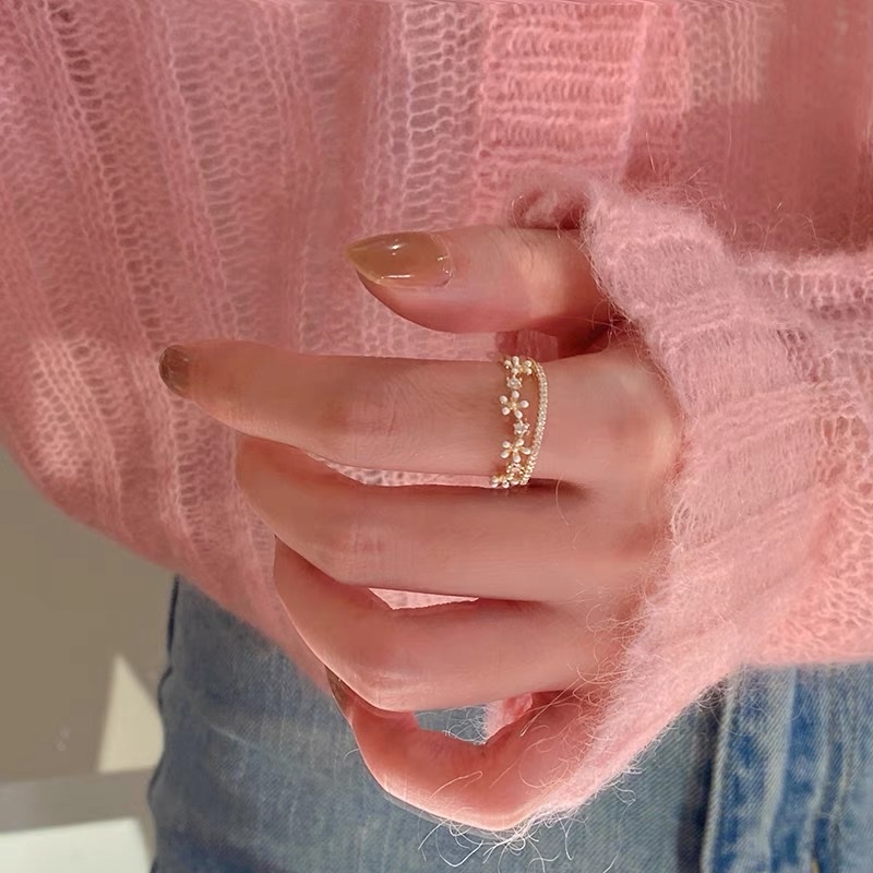2004 new style ring 💍 women 's simple ring, unique design sense, niche Korean fairy minimalist style copper set zirconium ring Specification image