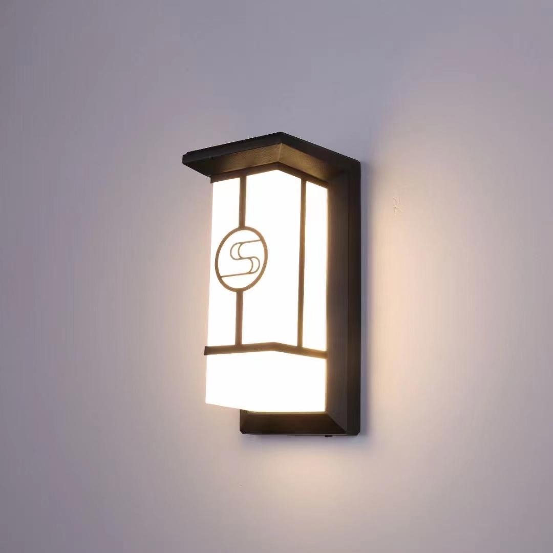 Balcony wall lamp thumbnail