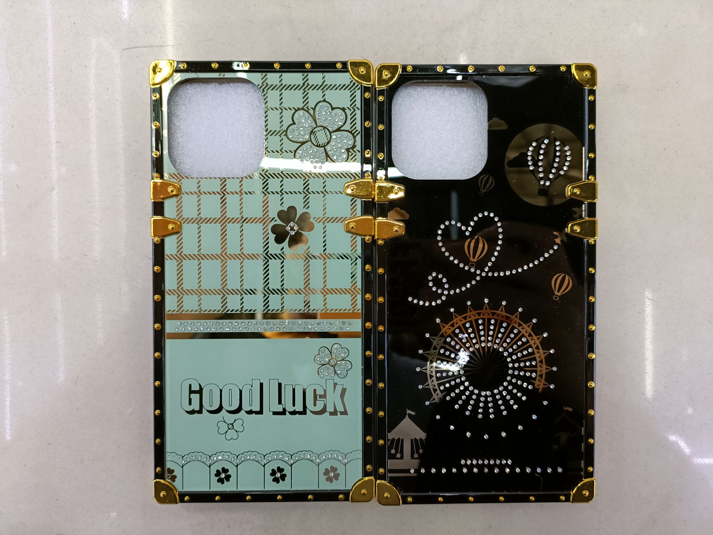 Small square diamond phone case