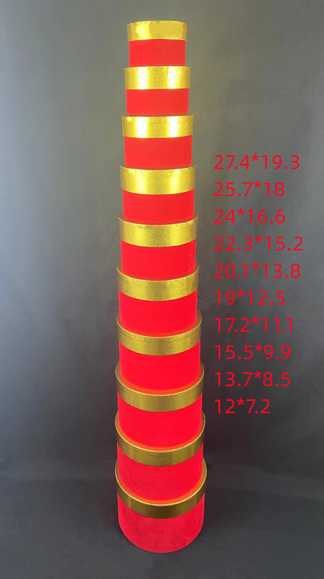 New Flannelette Round 10-Piece Gift Box Application Scenario