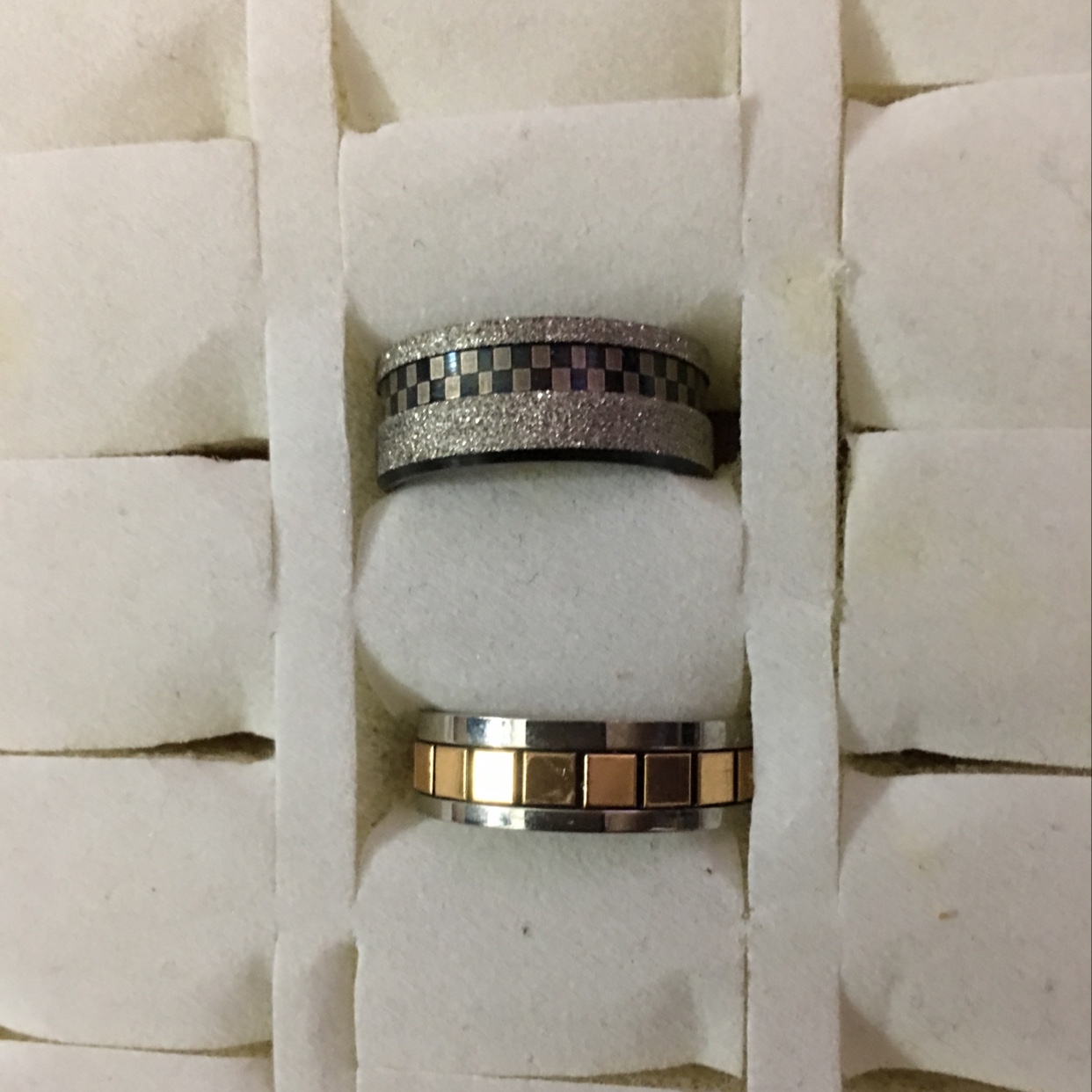 Ring 256