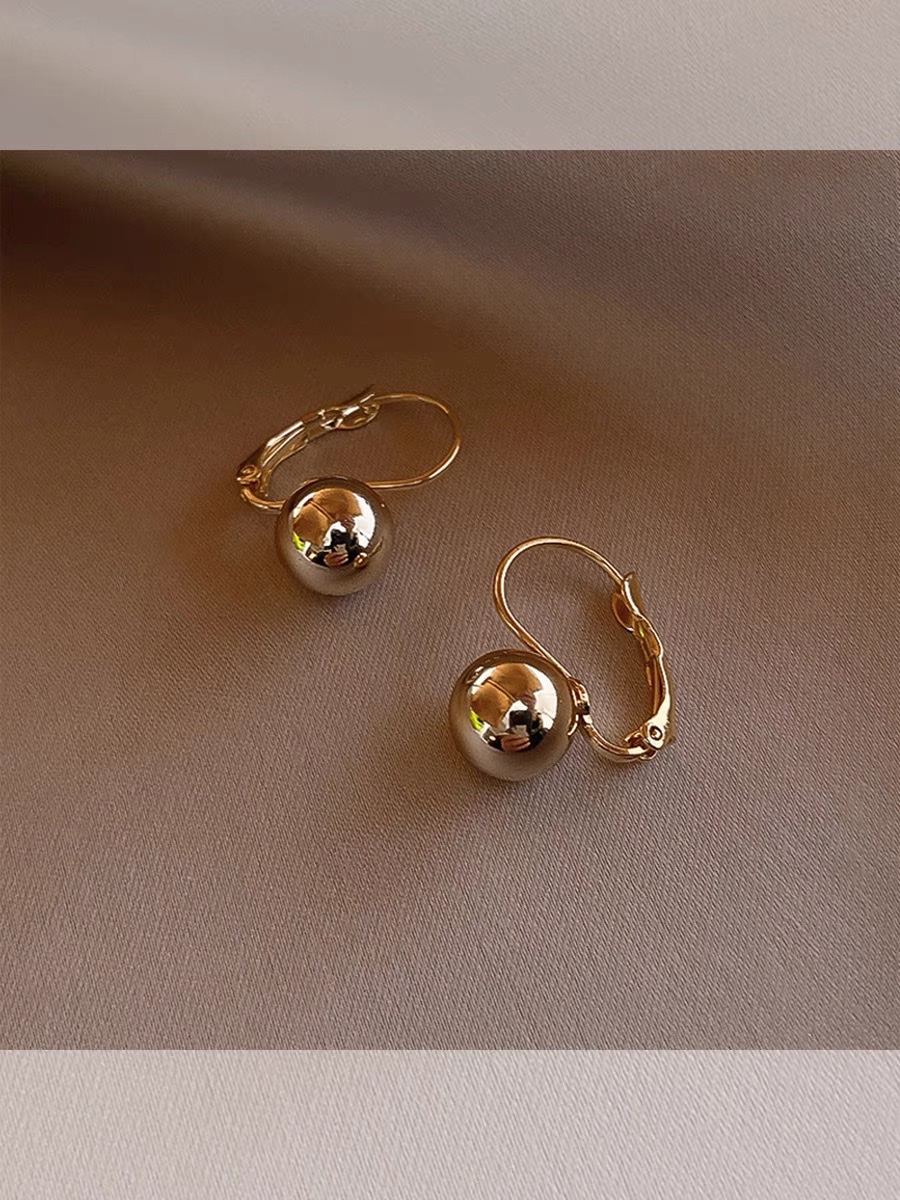 Large beads small pearl disc ~ High sense earrings new fashion gold earrings small design sense earrings