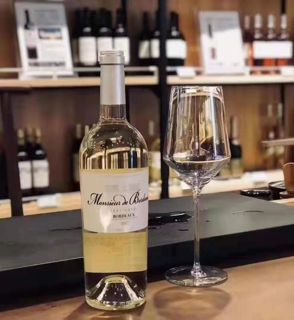 Monsieur Bordeaux Dry White Wine details Picture