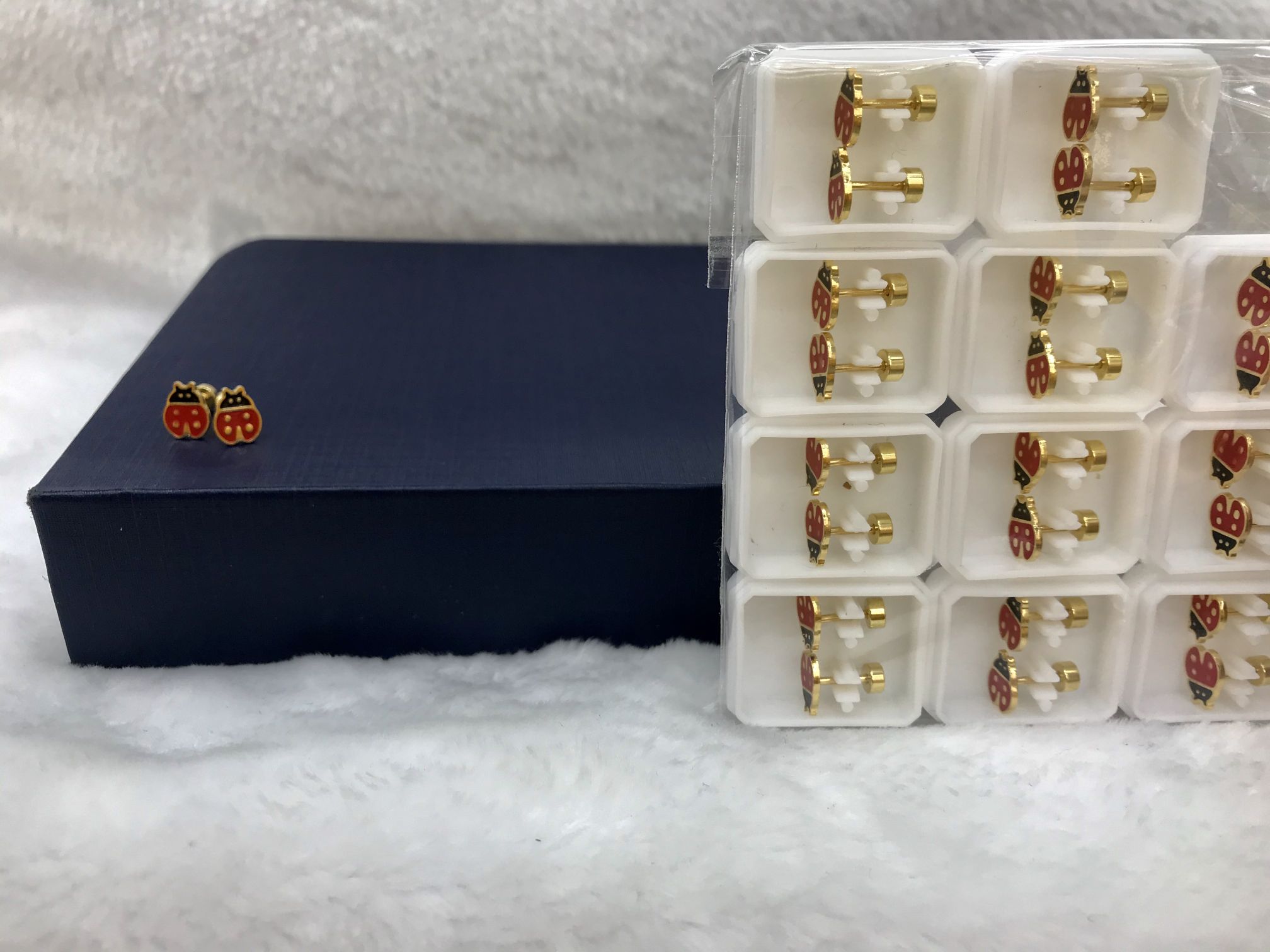 Titanium steel gold animal drip earrings thumbnail
