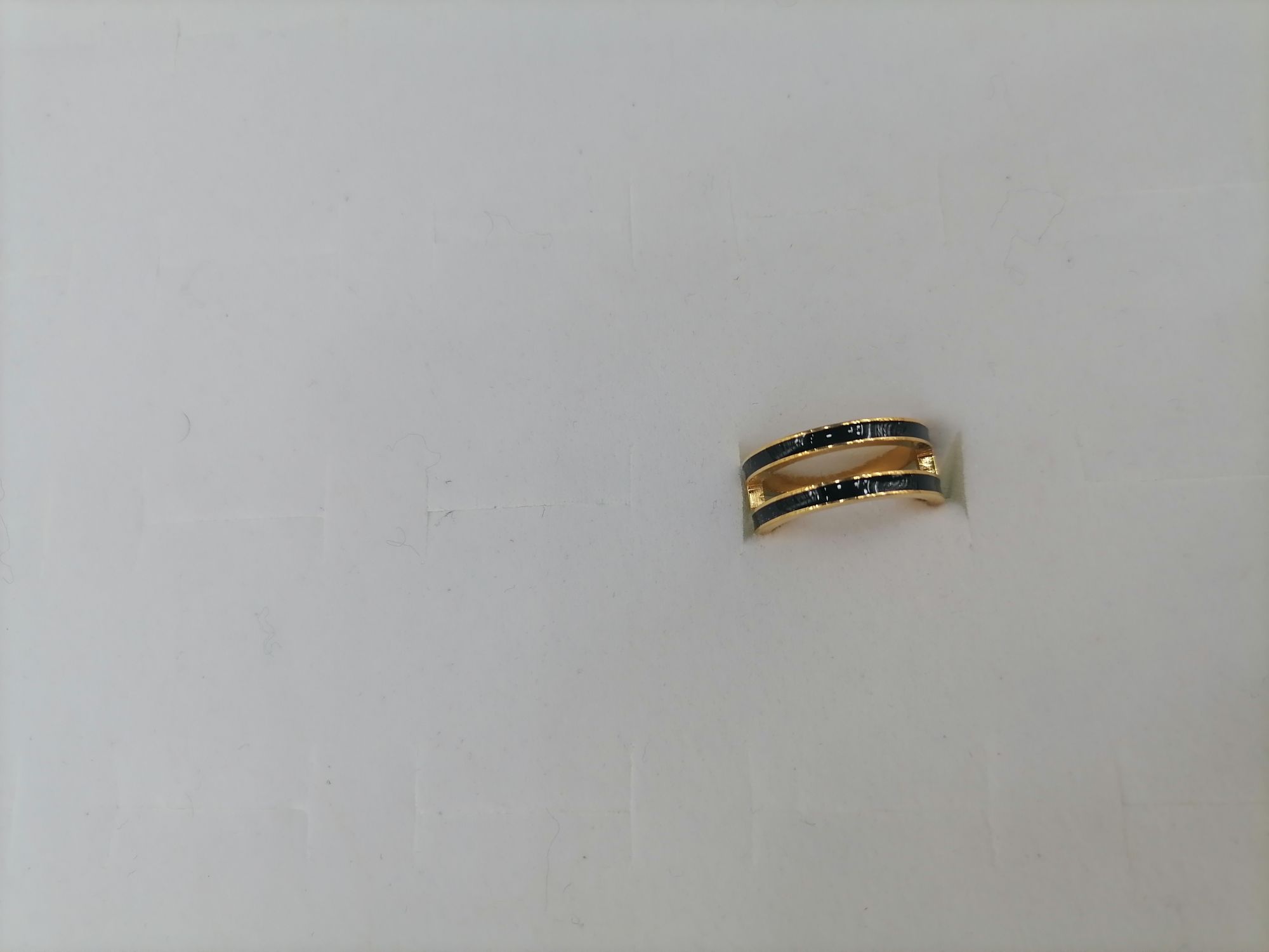 Titanium steel gold hollowed-out double row dripping oil double wear ring