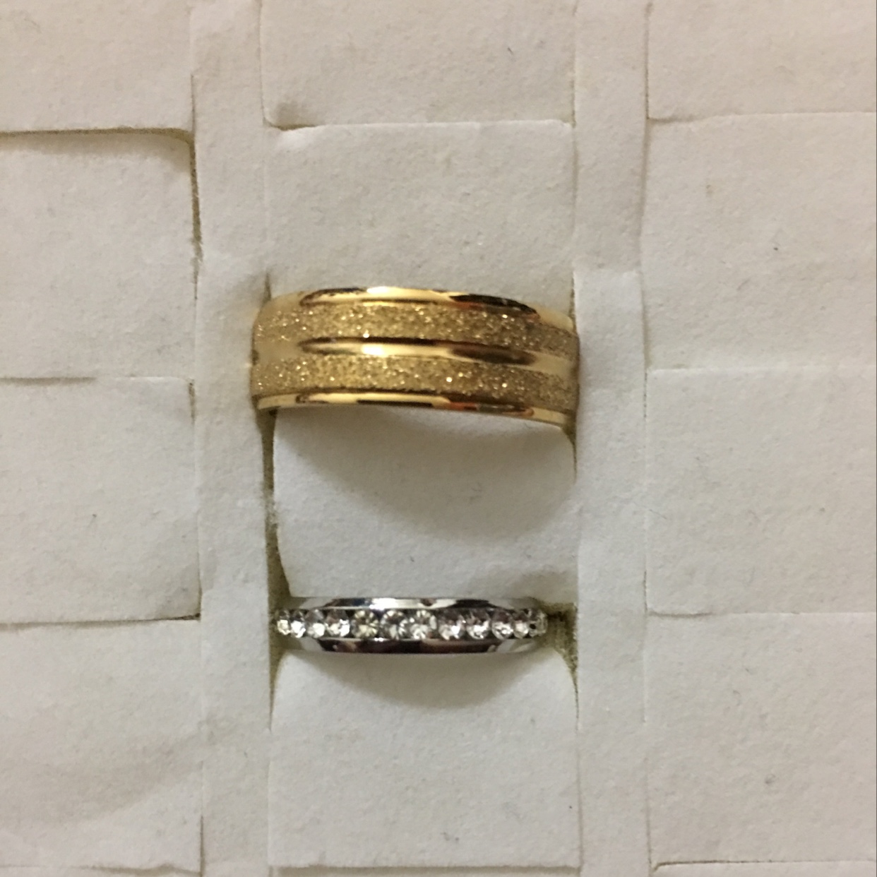 Ring 382