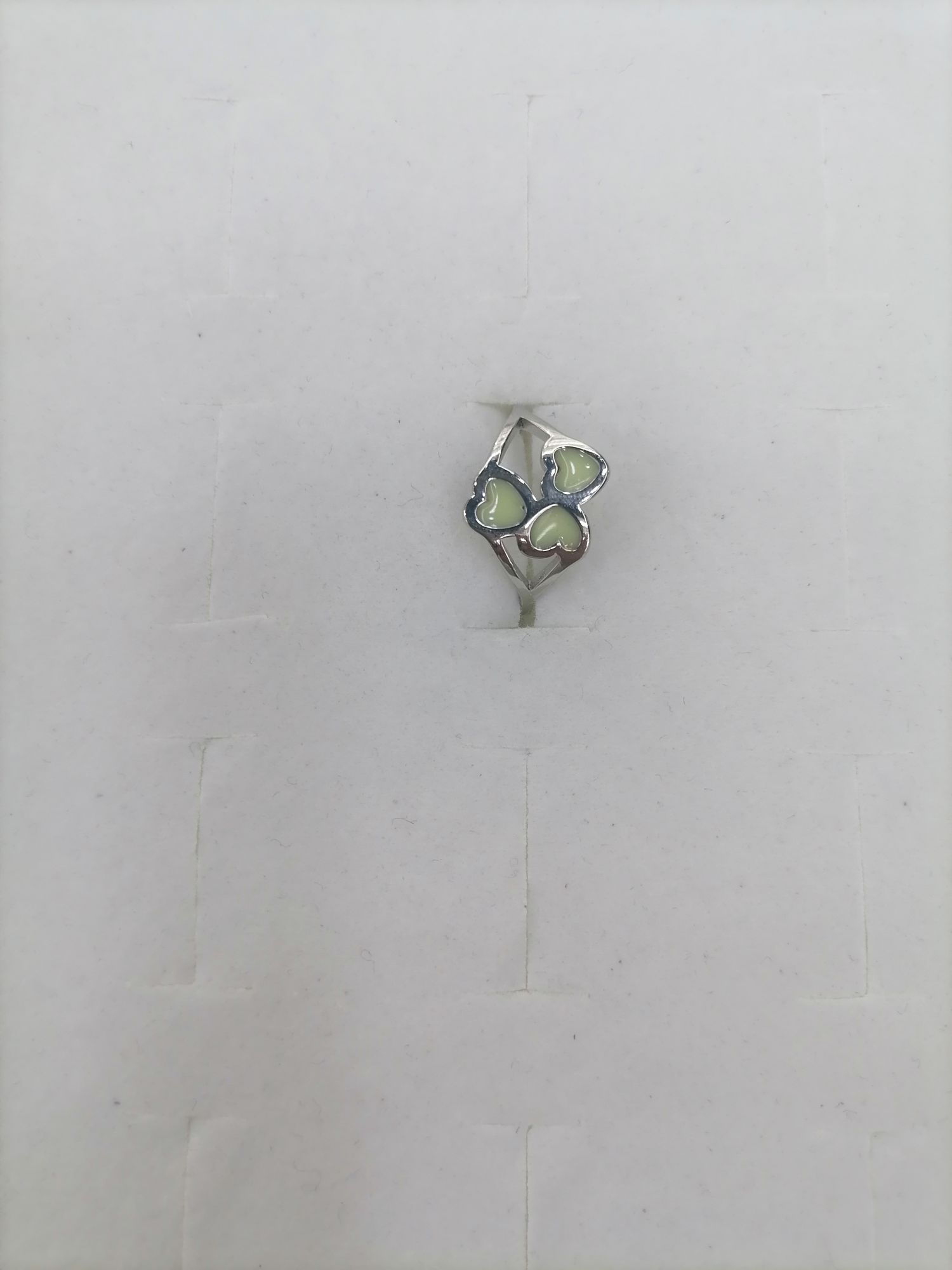 Titanium steel silver drop oil heart closed 3 heart ring