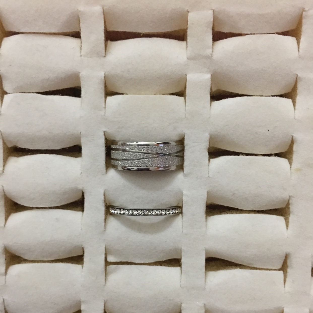 Ring 411
