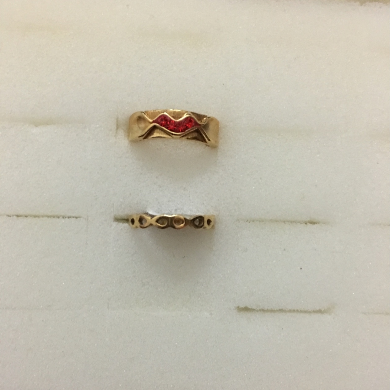 Products using stainless steel die casting mold and gold plating process laser cutting manufacturing process is more complex process clean jewelry 3012