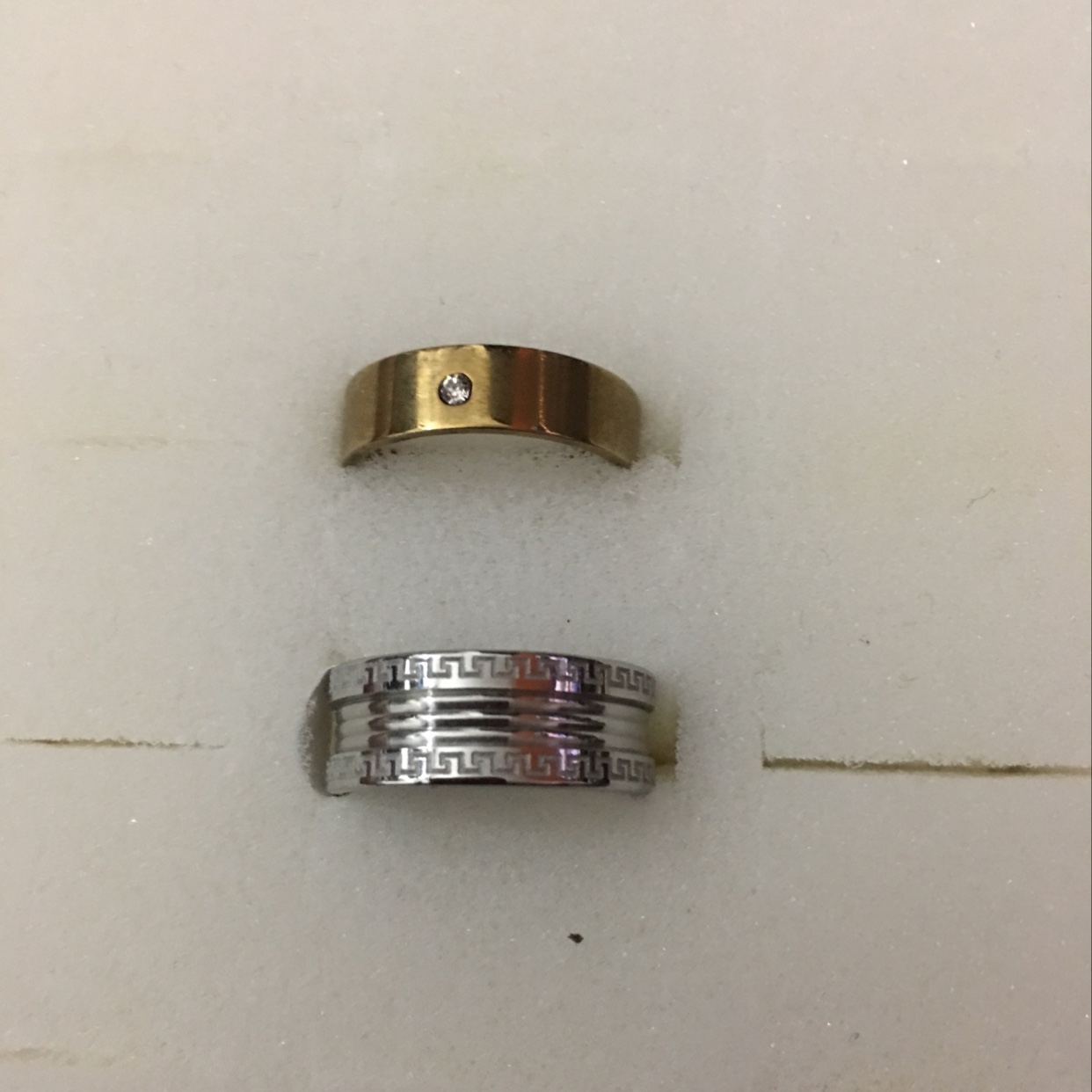 Cheng Jie jewelry stainless steel fashion products are exported to domestic and foreign markets