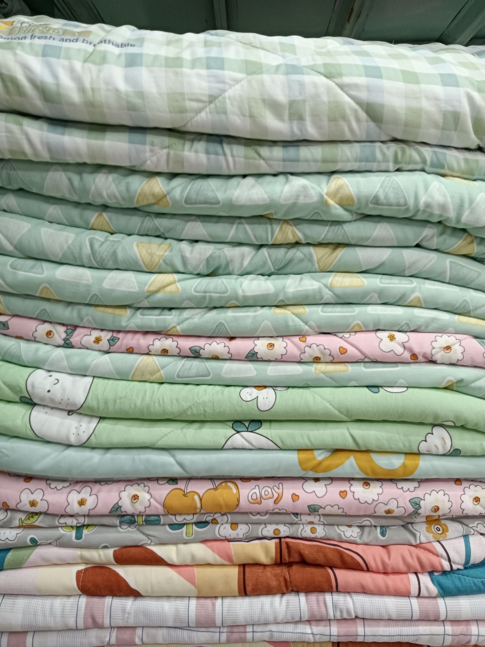 Washed cotton summer cooling quilt thumbnail
