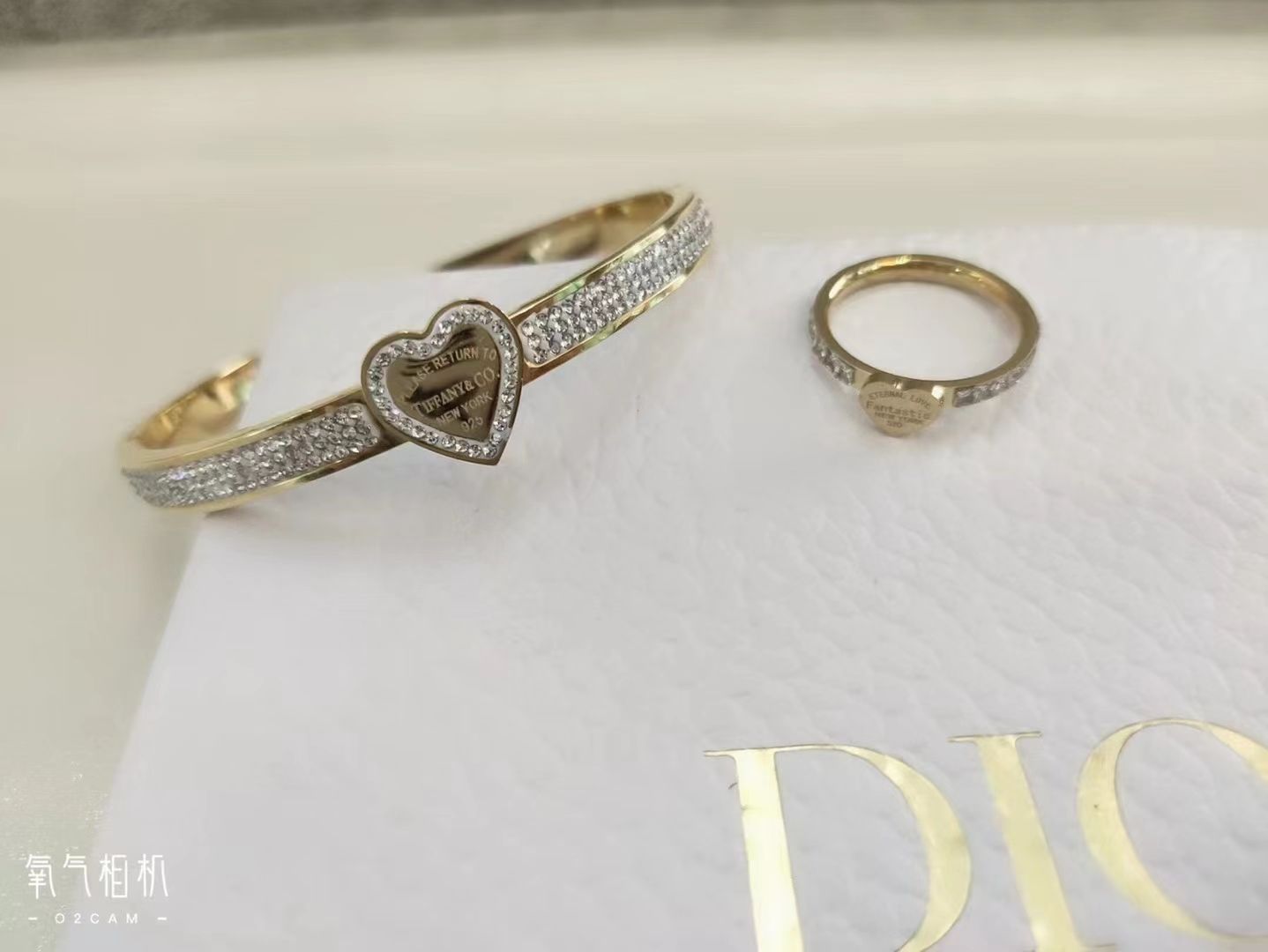 A niche design bracelet with a ring, a titanium steel non-fading jewelry for women, 2022 new style. A summer gift for your best friend Application Scenario