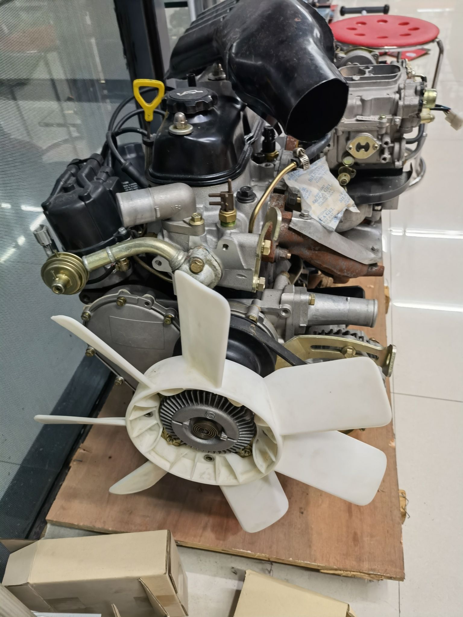 Toyota 4Y Engine, Toyota Sea Lion Gold Cup Sea Lion 4Y Engine Assembly details Picture