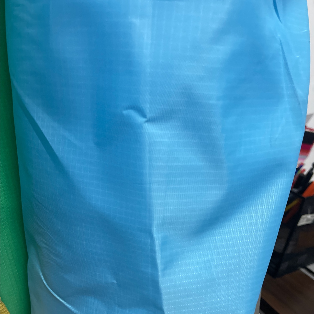 面料布匹/平纹尼面料/布料/围裙面料/磨毛桃皮绒白色防水细节图