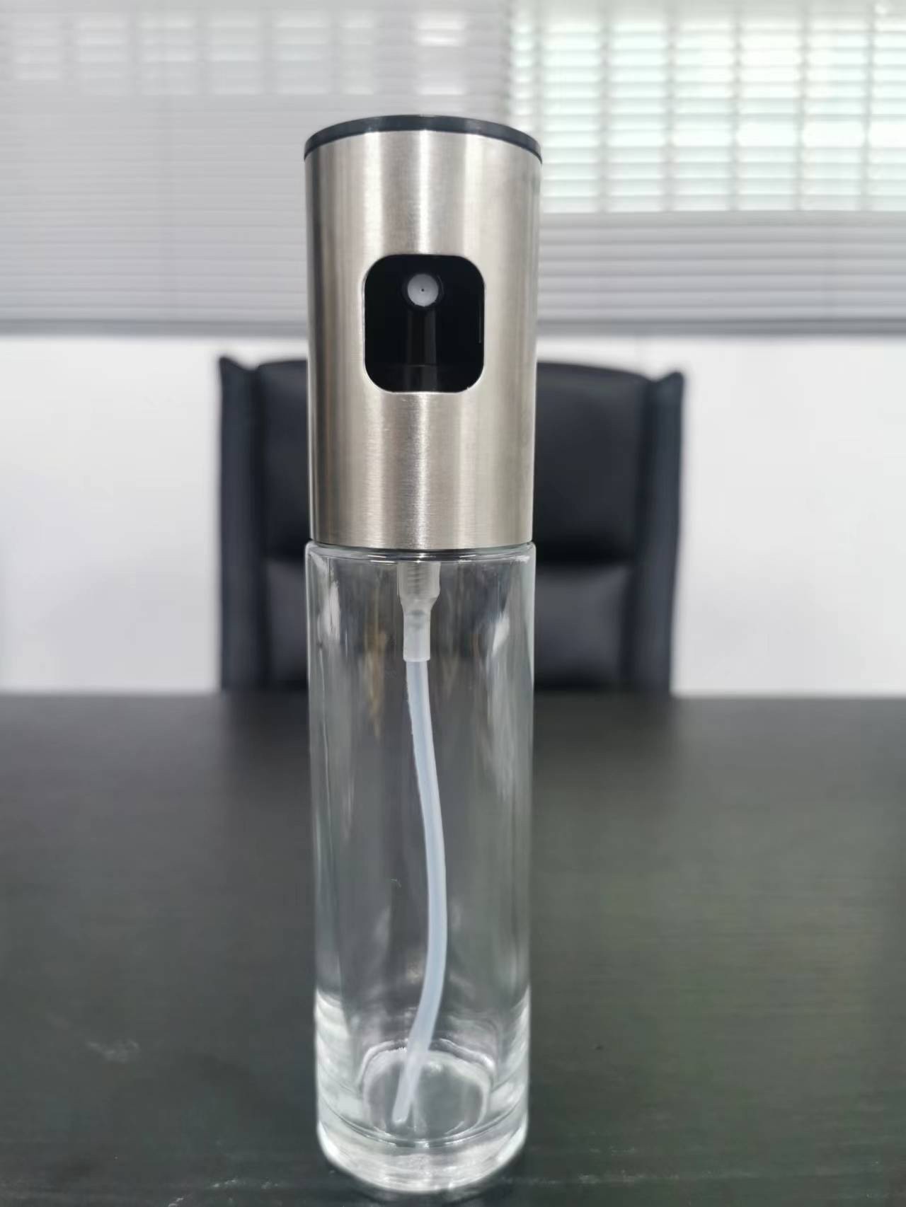 304 stainless steel household spray glass oil sprayer Kitchen cooking oil pressurized spray oil bottle