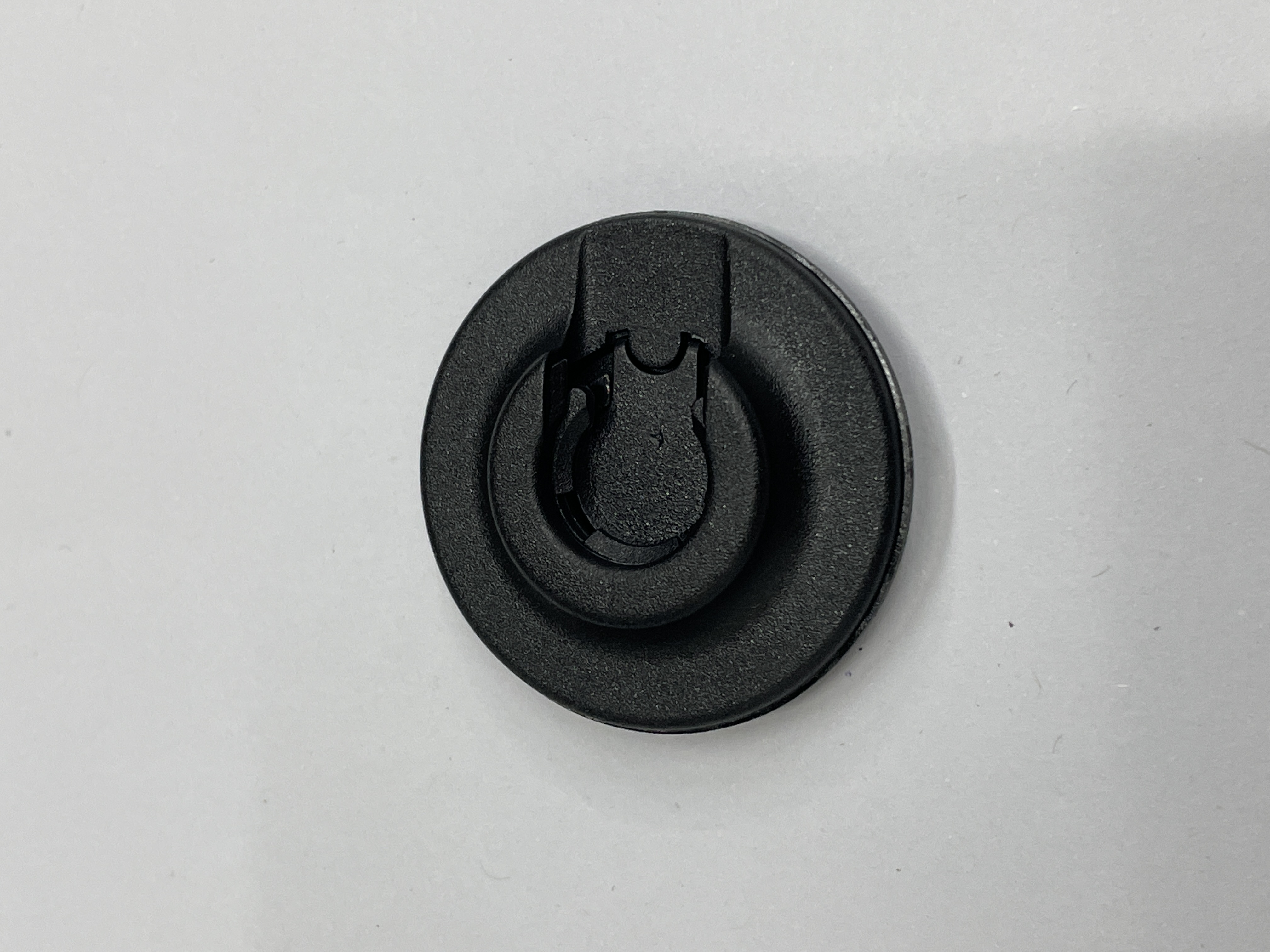 Hua dian circular plastic magnet buckle Magnetic button backpack cover Circular magnetic buckle easy quick open bag buckle thumbnail