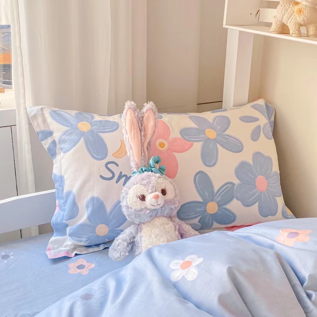 New All-Cotton Student 3-Piece Bed Set Bed Sheet Set Pillowcase Dormitory Bed Flowers Application Scenario