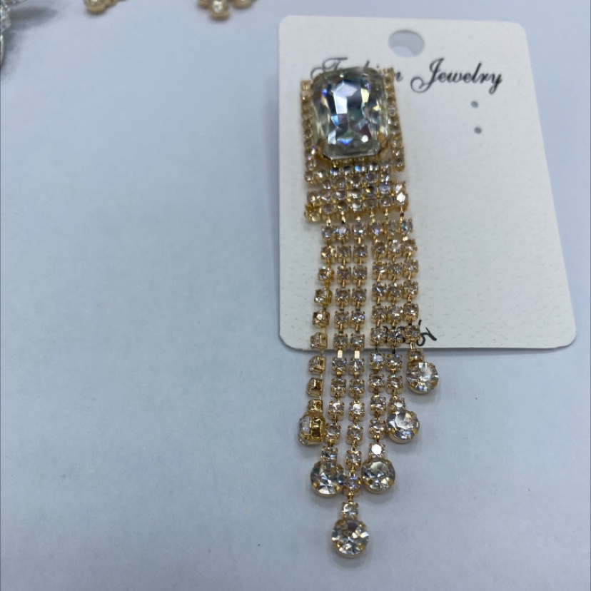 Louis: Oudi network burst jewelry, fashion, trend, exaggerated design style, 2022027 new earrings