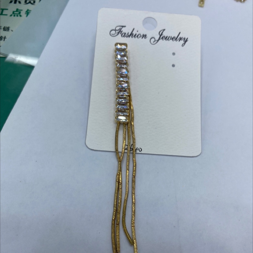 Louis: OuDI 2022 network explosive jewelry, fashion, personality, exaggerated tassel earrings, 2022015 new products.