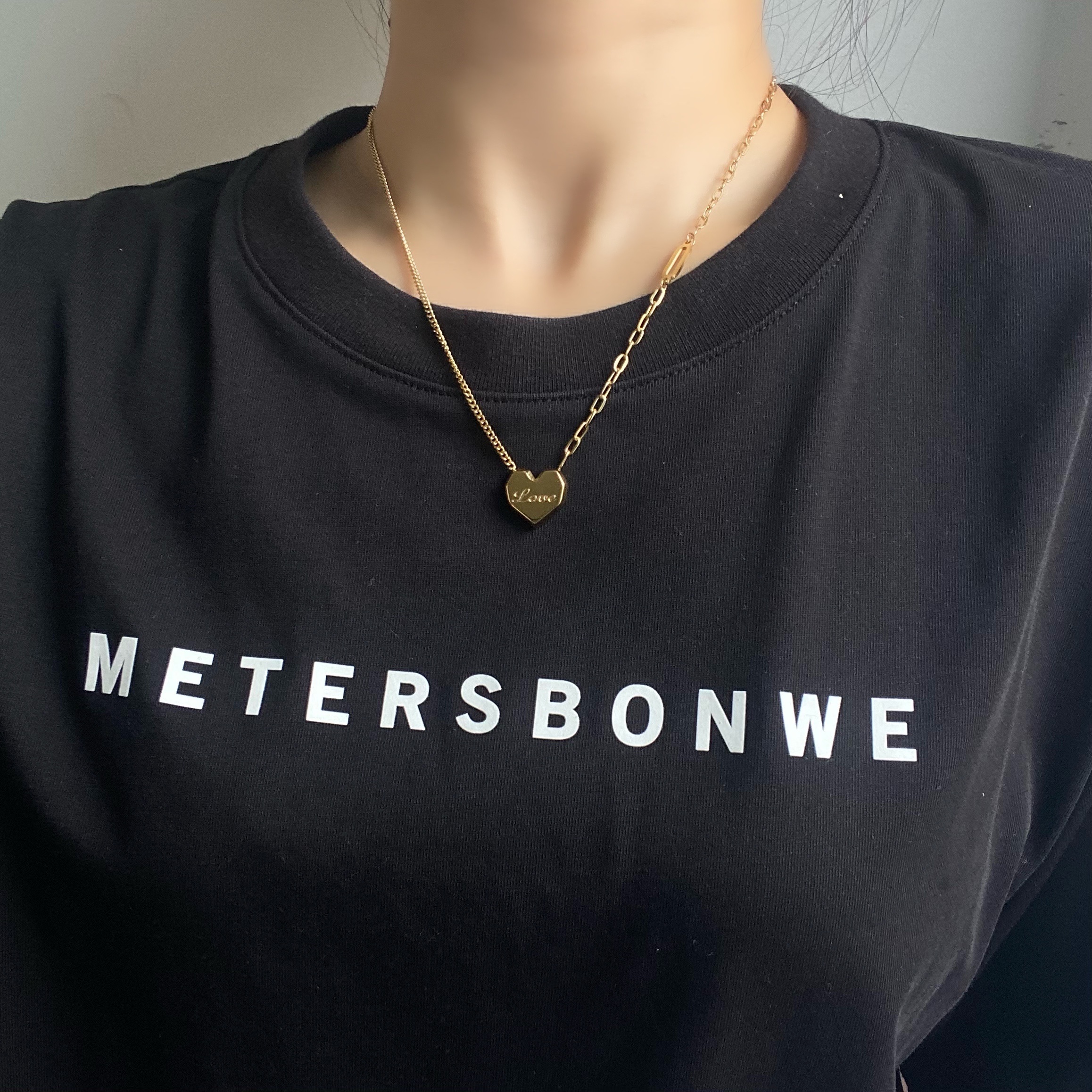 The new trend fashion Korean version of titanium steel three-dimensional love necklace to the United States steel jewelry thumbnail