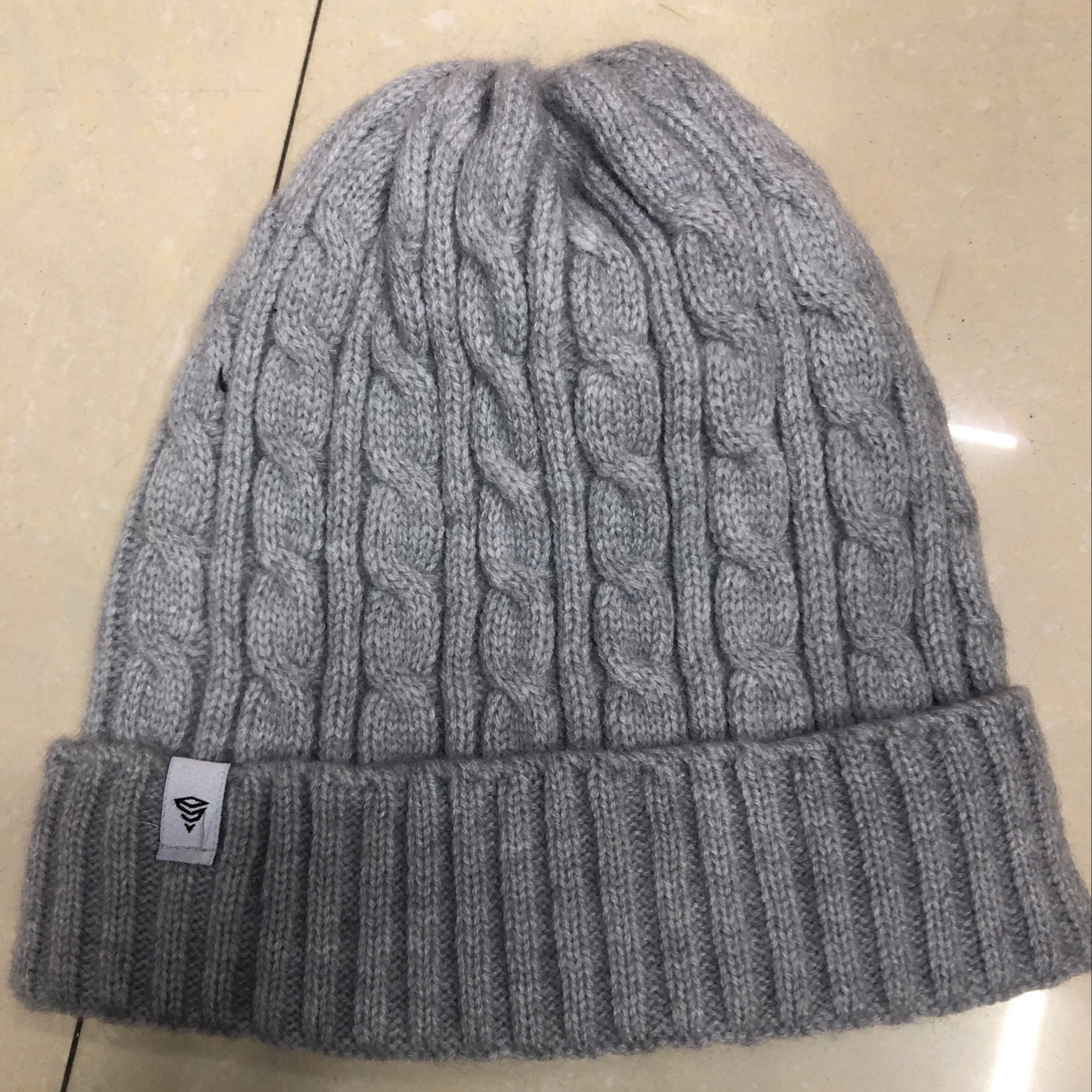 Arctic Wool Figure-8 Hat