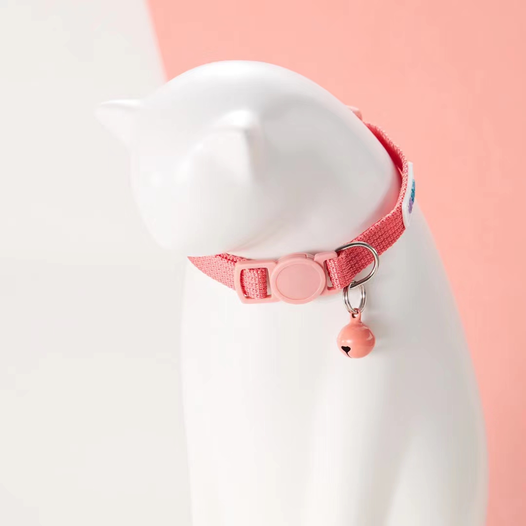 Perfect for cats and small dogs beautiful collars to decorate!!! And it's a two-piece package! Item Picture