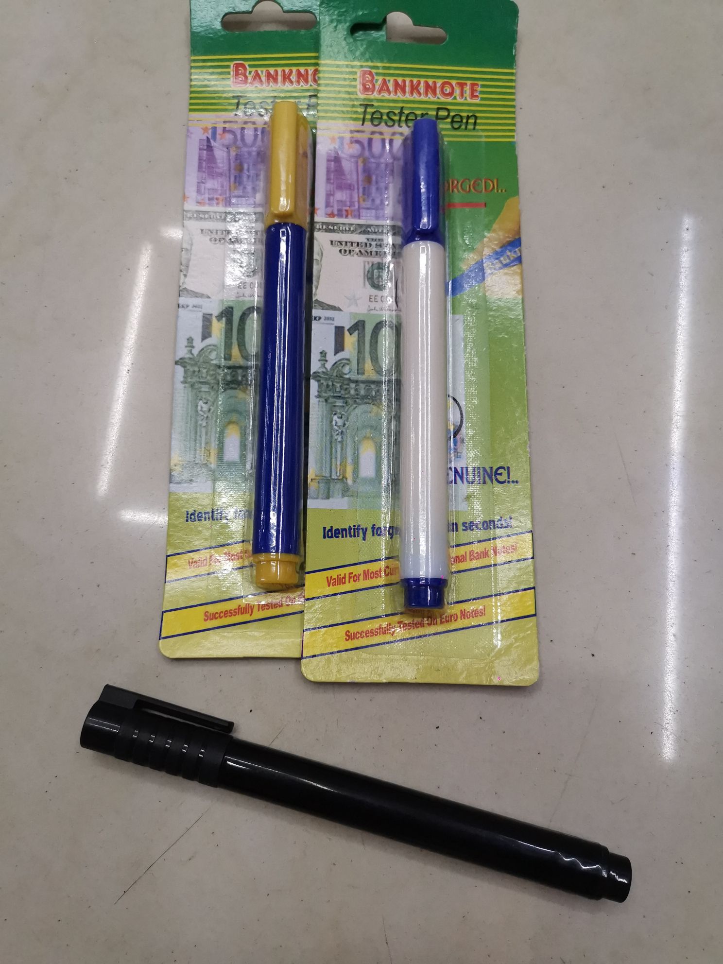 Mini currency detector, currency detector pen, magic currency detector pen, currency detector, ultraviolet light identification lamp, currency counting machine, currency counting machine Application Scenario