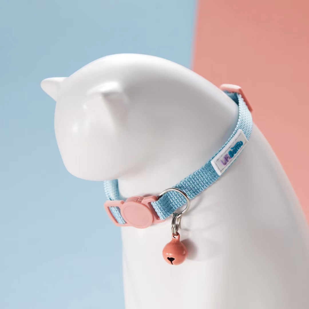 Perfect for cats and small dogs beautiful collars to decorate!!! And it's a two-piece package! details Picture