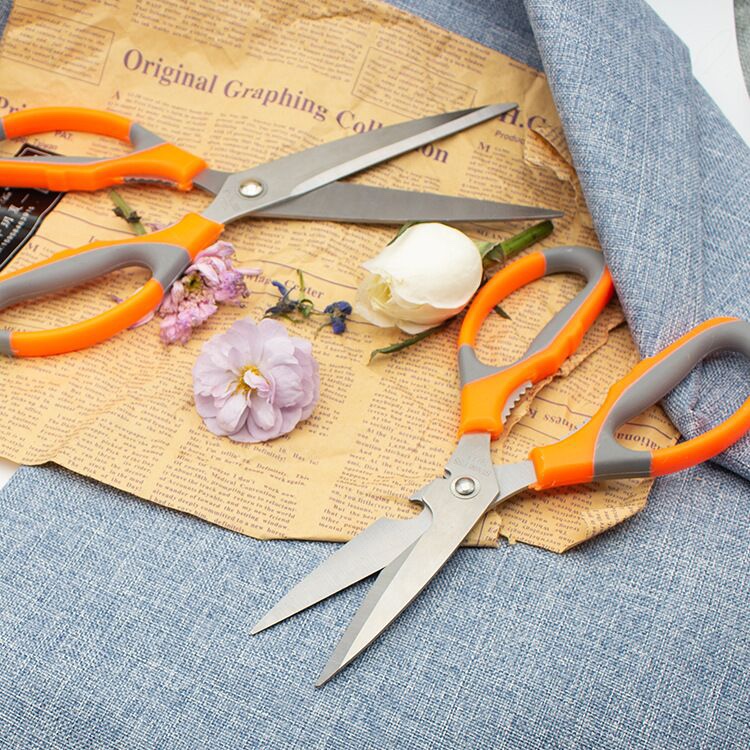 Yangjiang factory direct sales scissors promotion scissors  thumbnail
