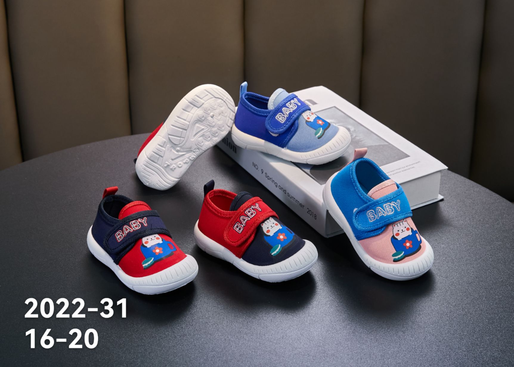 The Latest Injection Molding Shoes With Baby Baby For 2022, No. 2022-31. Sizes 16-20.